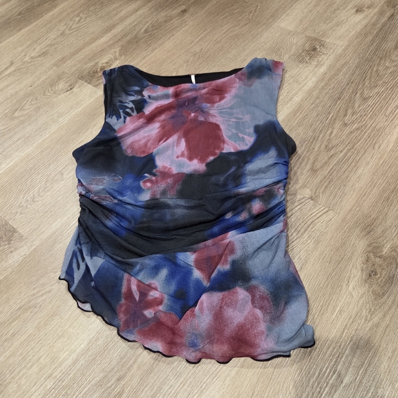 Floral Sleeveless Top - Blue and Purple - Picture 5 of 10